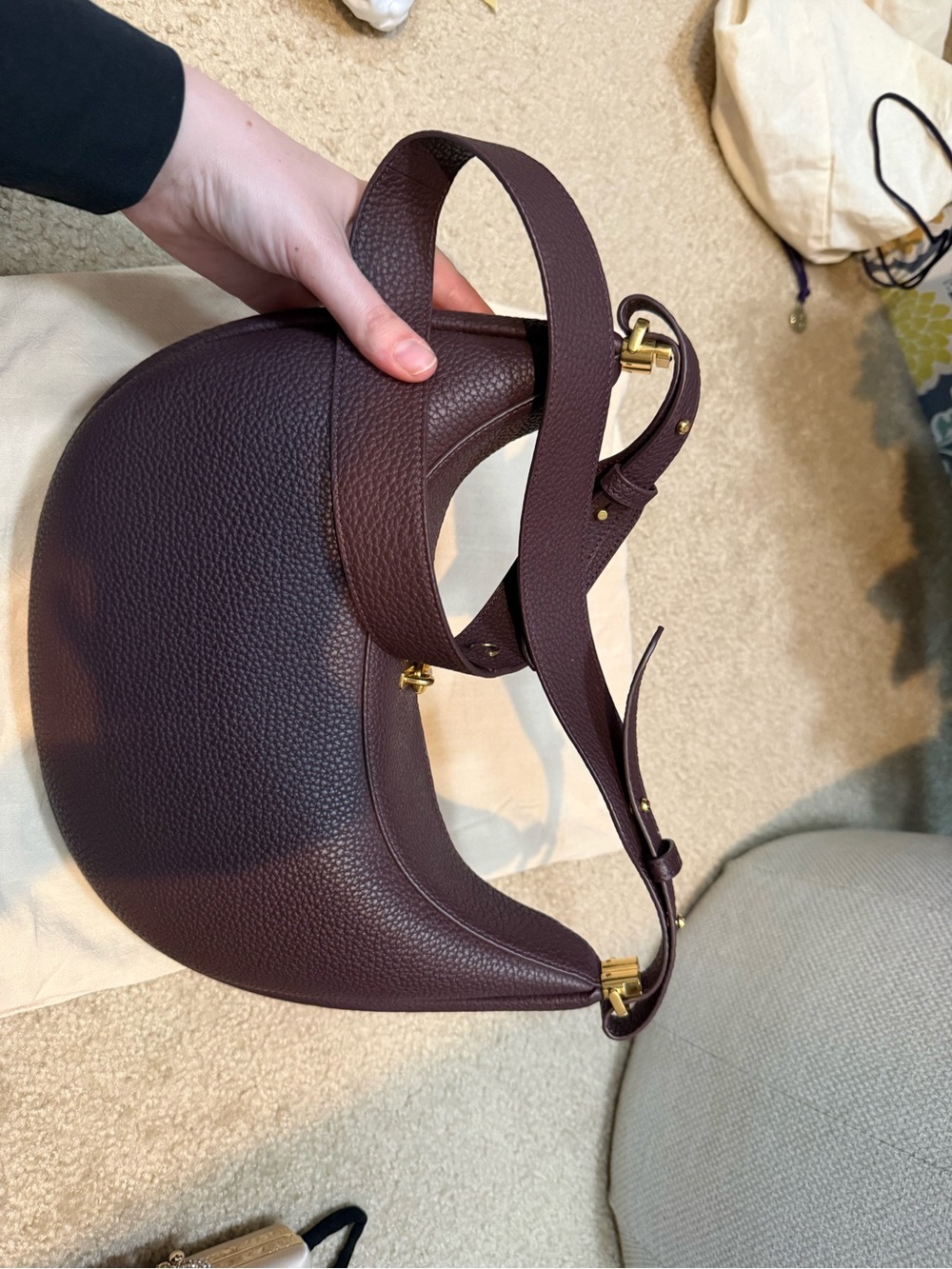 Songmont Crescent Shoulder Bag in Burgundy - Picture 2 of 6